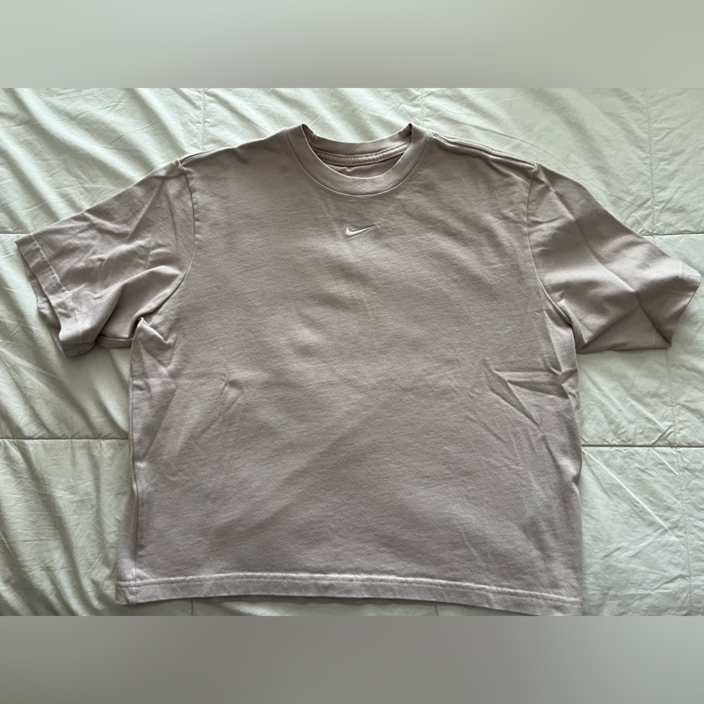 Nike Women’s Short Sleeve Tee